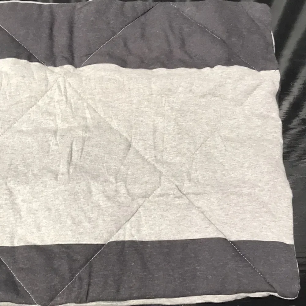 Pottery barn dorm bold stripe fave Tee sham